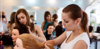Курсы обучения парикмахеров – первая ступень к вершине парикмахерского искусства