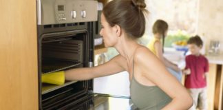 Как очистить кухню от жира? Способы народных средств
