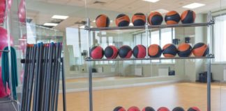 Пеликан бросает вызов! Пеликан