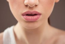 Женские хитрости: полные губы