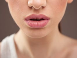 Женские хитрости: полные губы