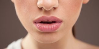 Женские хитрости: полные губы