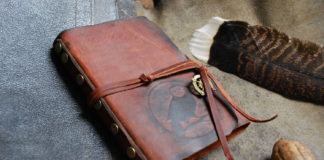 Стильные и модные, кожаные блокноты Стильные и модные, кожаные блокноты