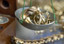 Нужны деньги тогда вам в ломбард Нужны деньги тогда вам в ломбард