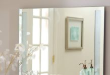 Какое зеркало выбрать для ванной? Какое зеркало выбрать для ванной?