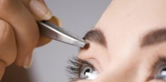 Об укладке бровей в домашних условиях: чем можно уложить брови, заменив гель