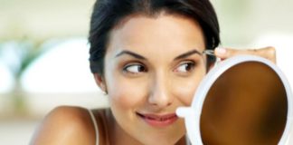 Как правильно выщипать брови: советы, выбор инструментов, нюансы