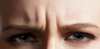 Как убрать межбровную морщину, избавиться от морщин на лбу между бровями