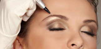 Этапы заживления бровей после нанесения перманентного макияжа