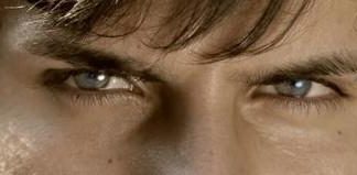 Пирсинг брови у мужчин и парней не определяет их ориентацию