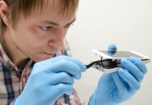 Как ремонтируют iPhone XS