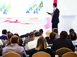 Афиша бизнес мероприятий: кому и зачем полезны тренинги и деловые встречи