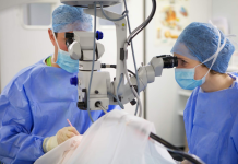 Где найти специалистов в области микрохирургии лица