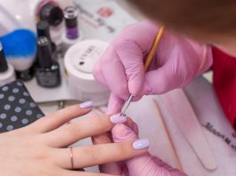 Маникюр: какие лаки стоит использовать для покрытия