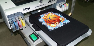Как производится цифровая печать на футболках: чем она выгоднее шелкографии
