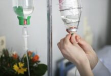 Капельница от похмелья: быстрое спасение или временное решение