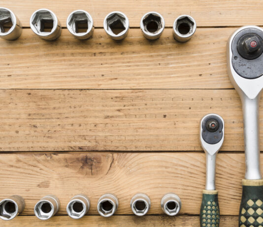 Как выбрать резьбонарезной инструмент: главные критерии качества